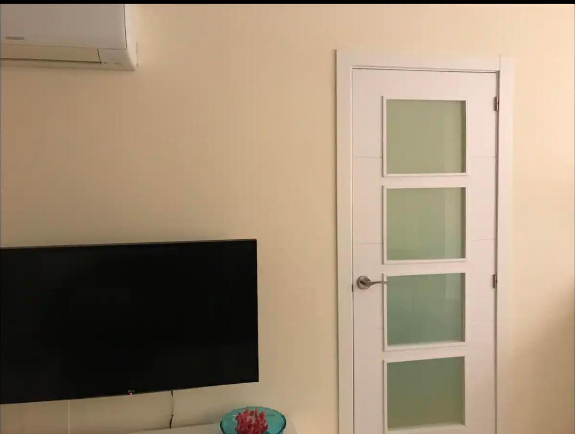 Apartamento Beautiful Flat With Heated Pool Near The *