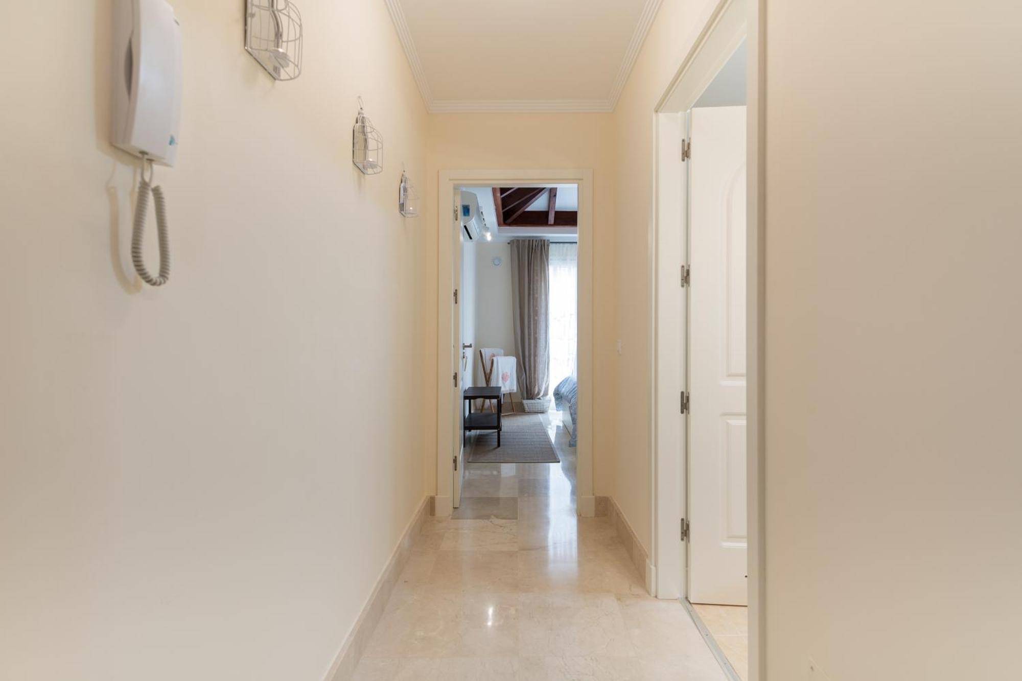 Apartamento Beautiful Flat With Heated Pool Near The *
